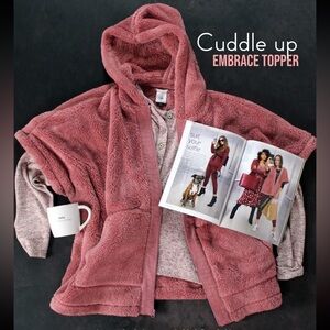 CAbi #4121 Embrace Topper Hooded Fleece Jacket Zip Front